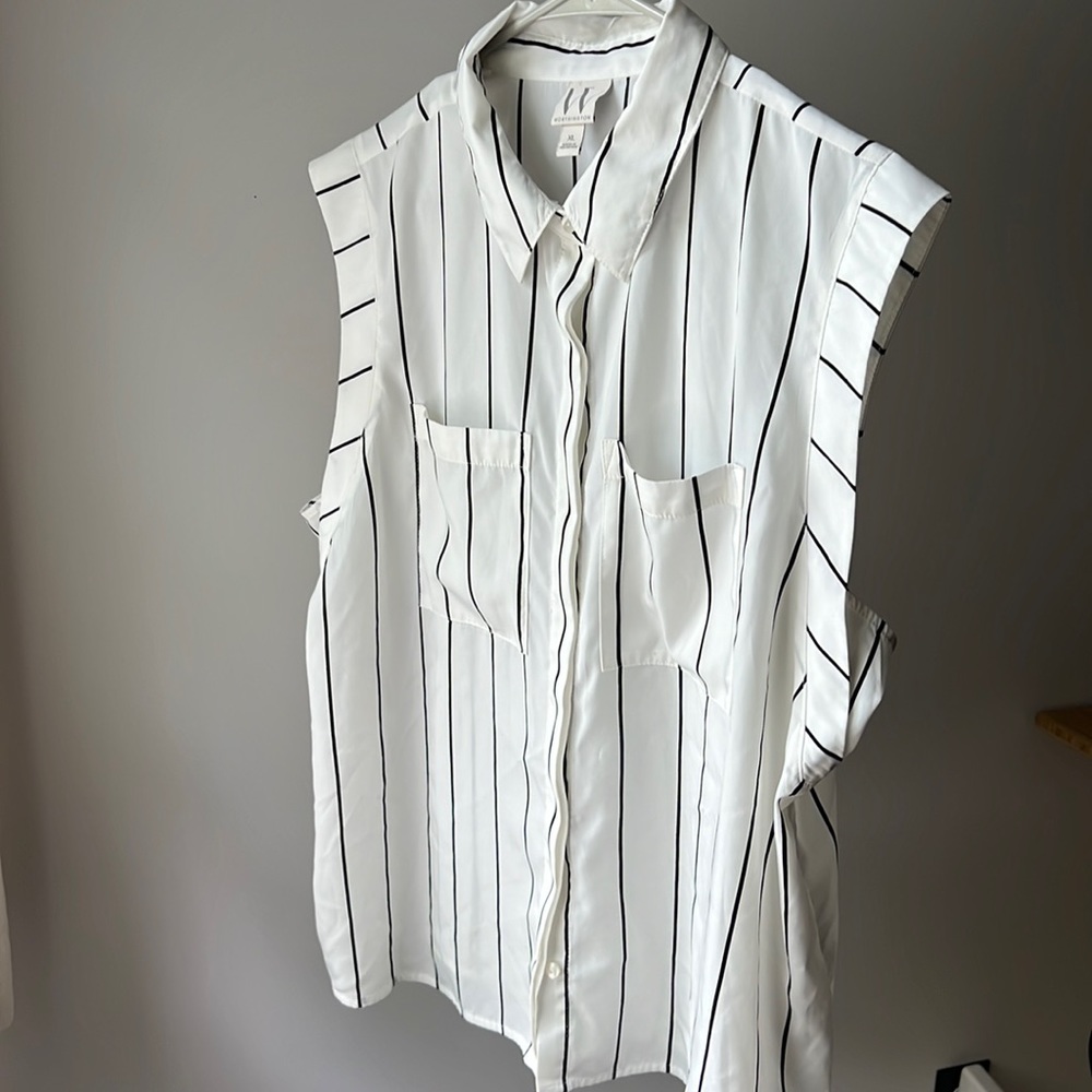 White and black button up XL